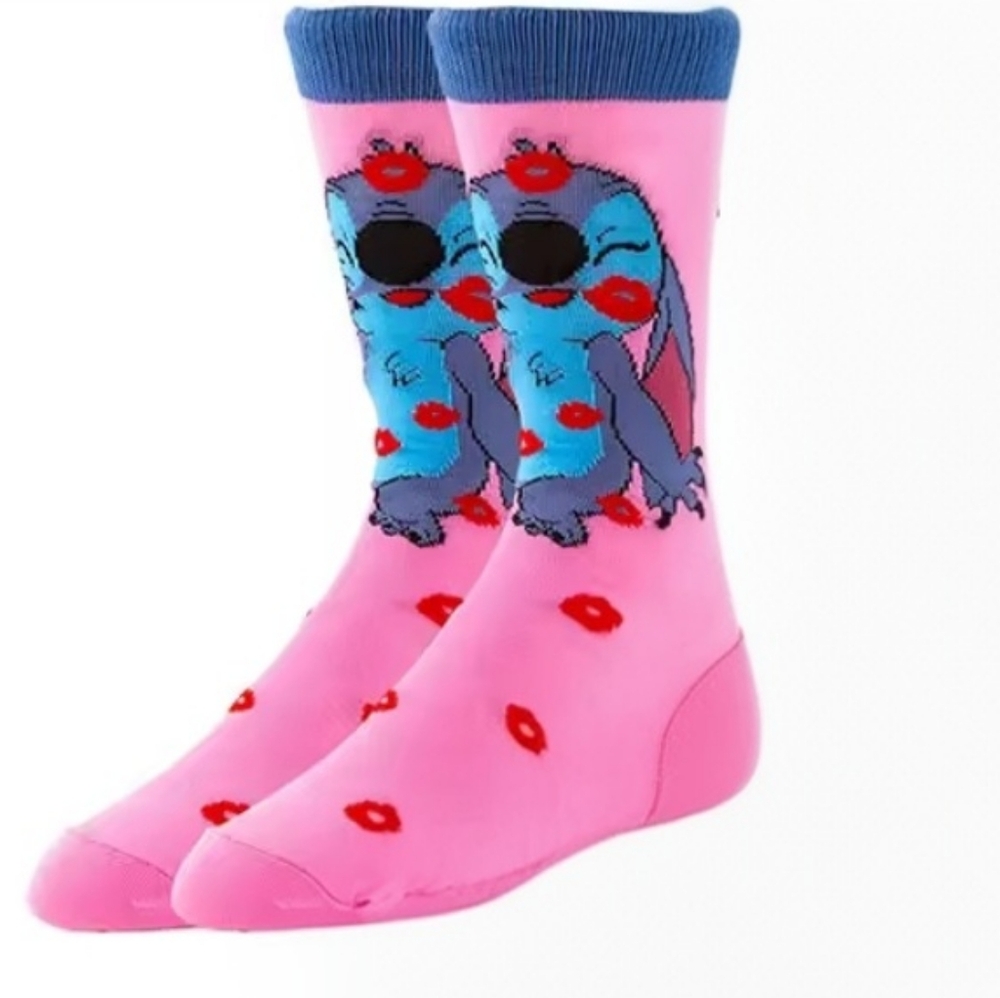 🍒🍒 Stitch Crew Socks